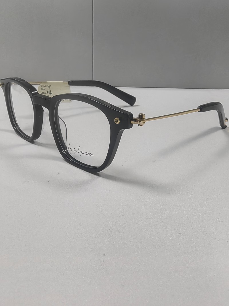 钛金属与胶板料混合镜架